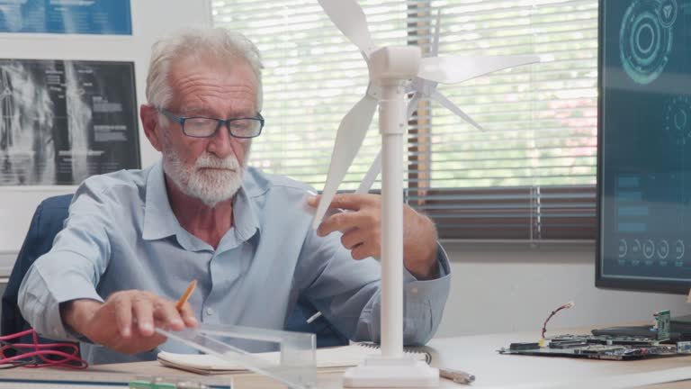 The Art of Drawing Readers In: Your attractive post title goes here gettyimages-1410977022-640x640